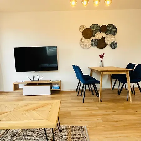 C.3 V Bankovnim Dome アパート クトナー・ホラ