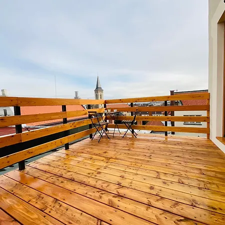 C.3 V Bankovnim Dome *